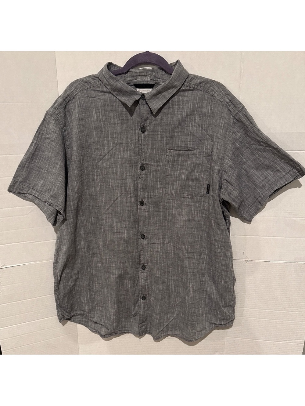 Columbia Sportswear Company Men's Regular Fit Gray Button-Up Shirt XL